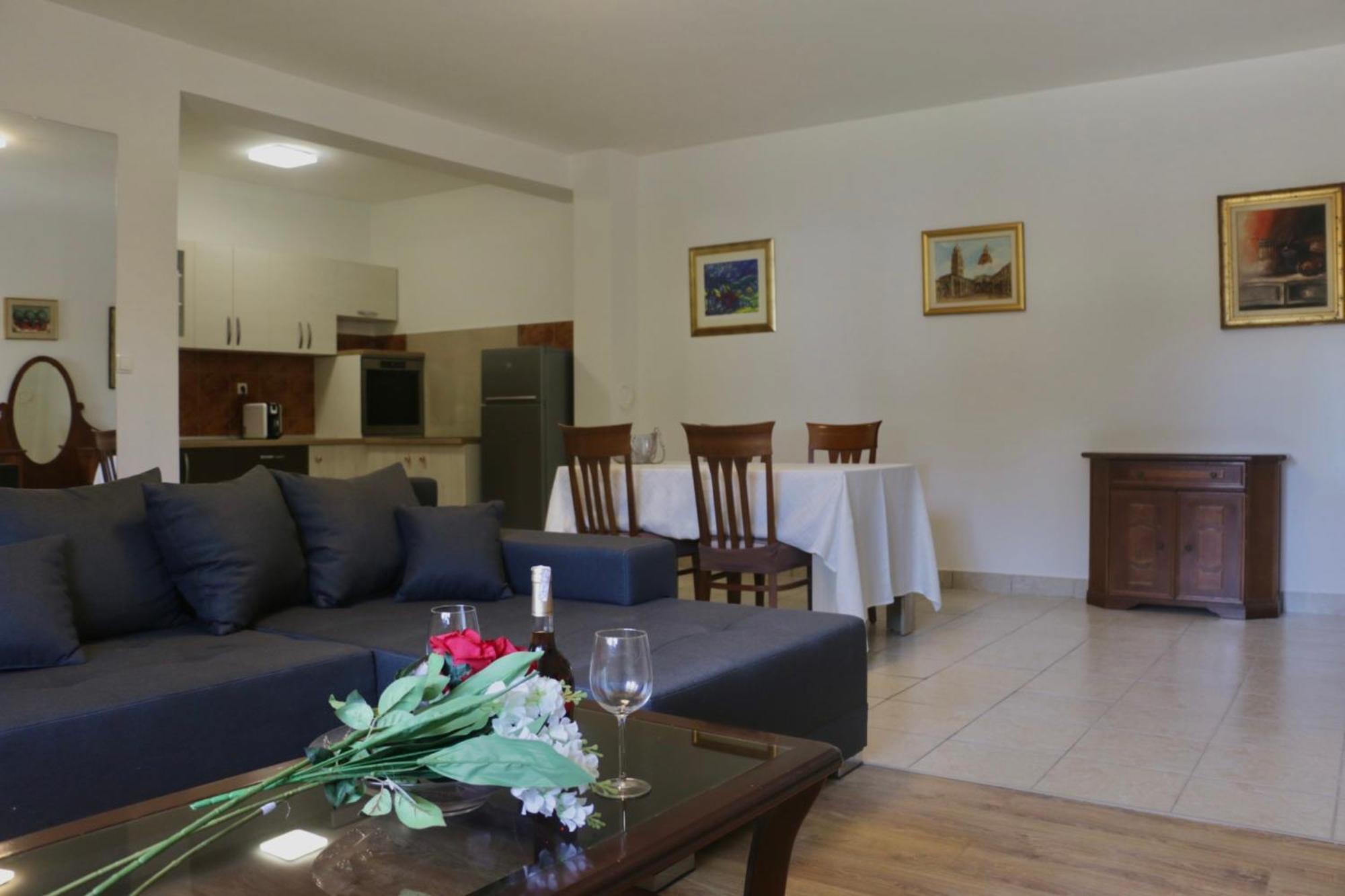 Beachfront Apartment Drazen, With Garden And Parking Split Ngoại thất bức ảnh