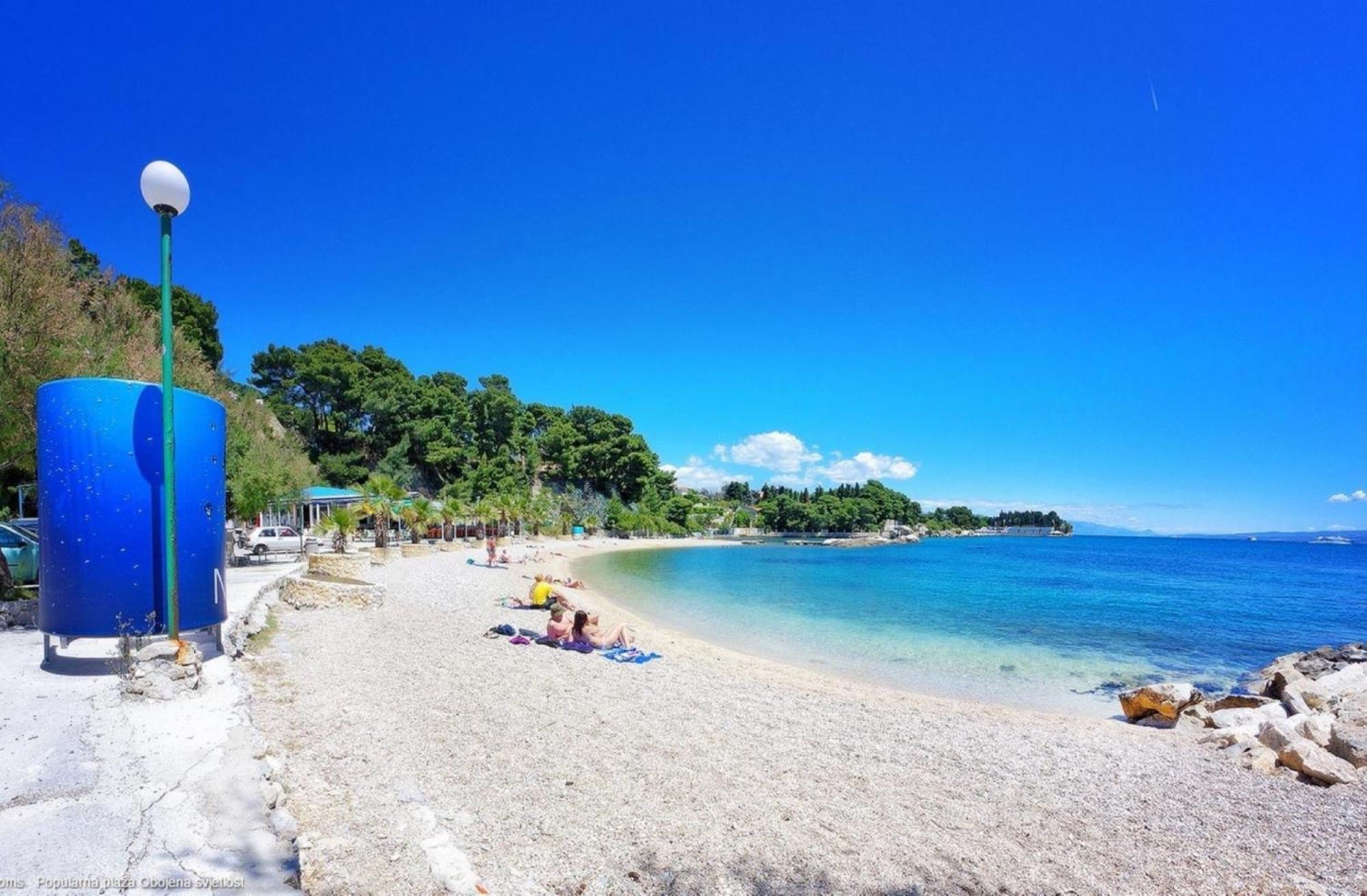 Beachfront Apartment Drazen, With Garden And Parking Split Ngoại thất bức ảnh