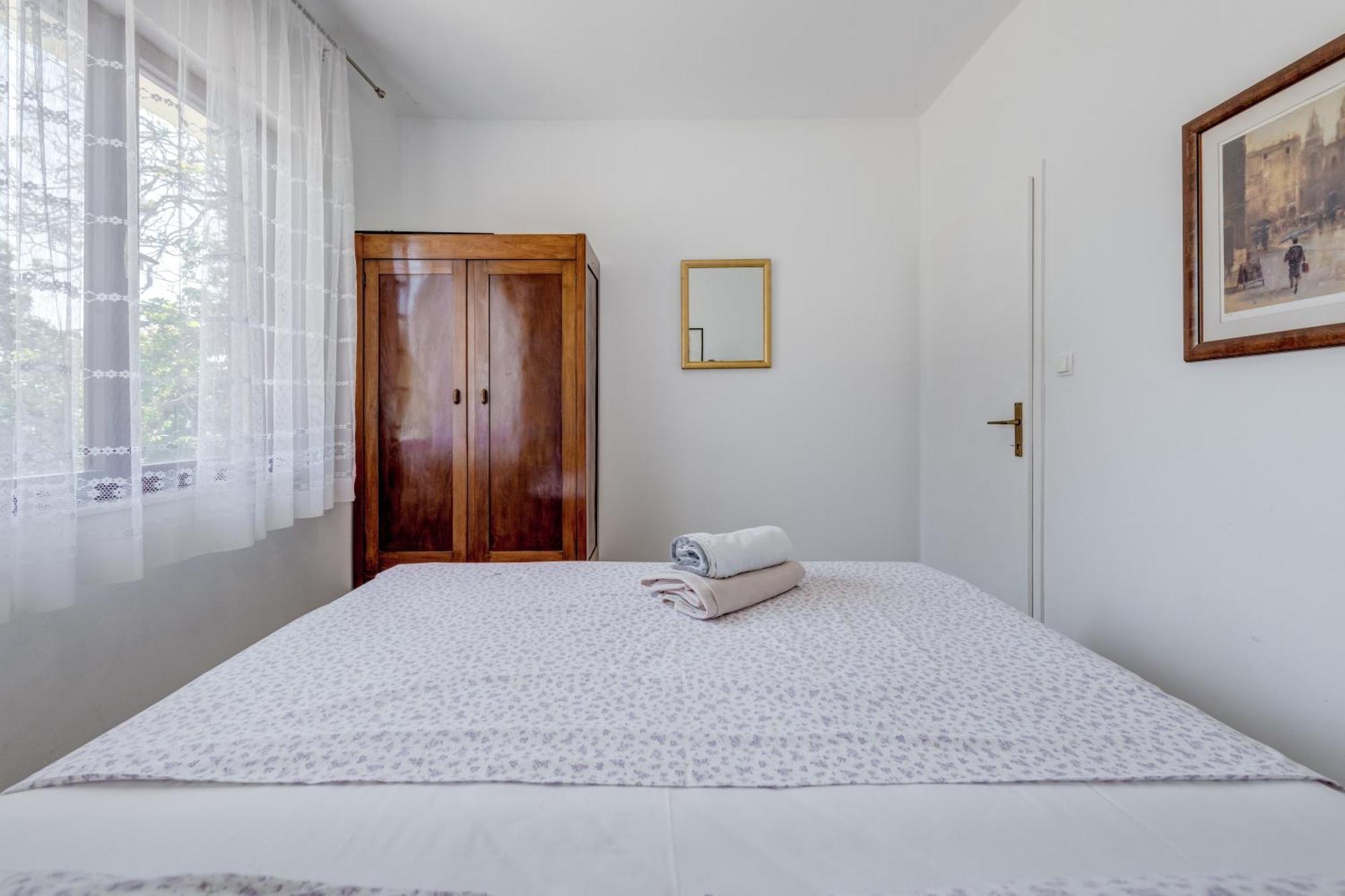 Beachfront Apartment Drazen, With Garden And Parking Split Ngoại thất bức ảnh